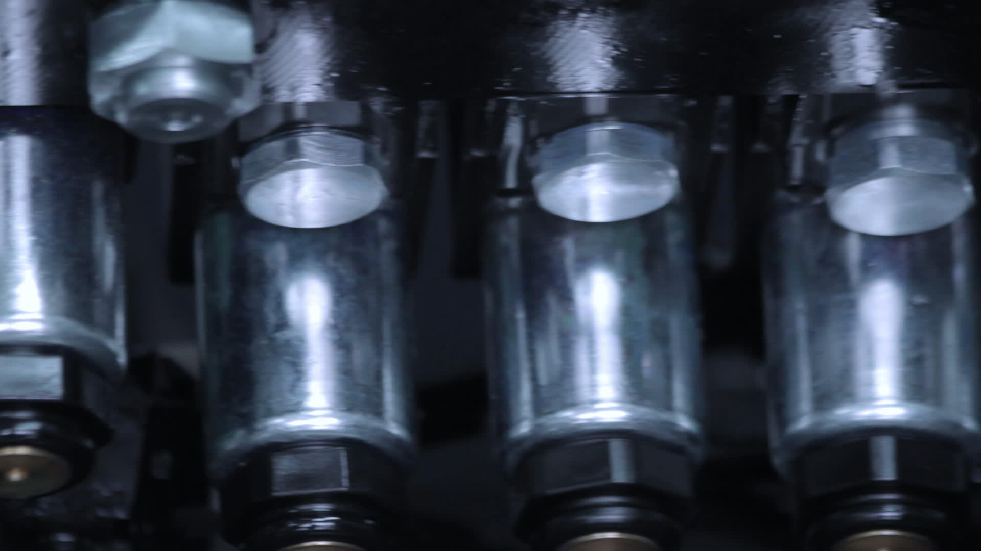 单位上设备工业型式扭曲坚果金属连接器视频的预览图