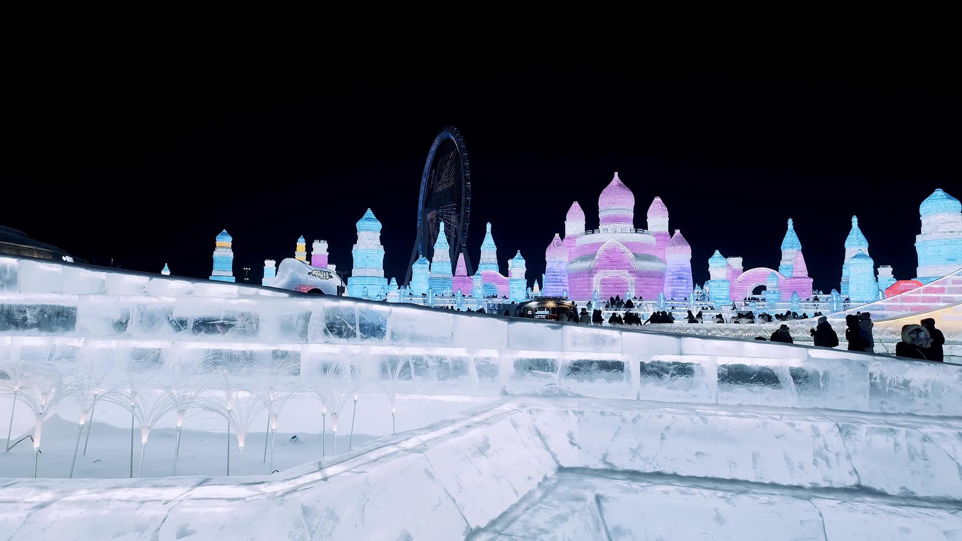 第25届哈尔滨冰雪大世界景区4K拍摄内景视频的预览图