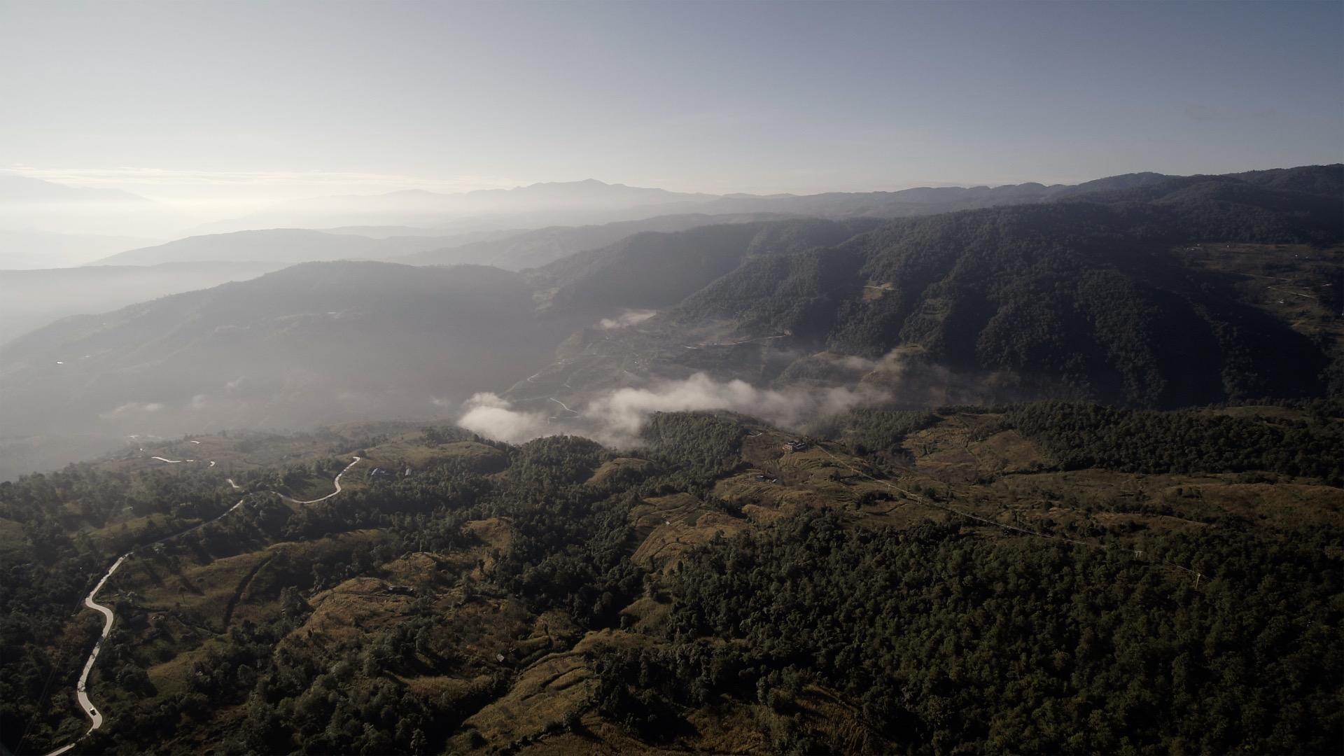 云南大理山谷自然风光1080p视频的预览图