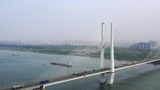 湖北荆州长江大桥视频的预览图