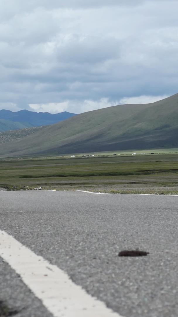 藏族骑摩托车视频的预览图
