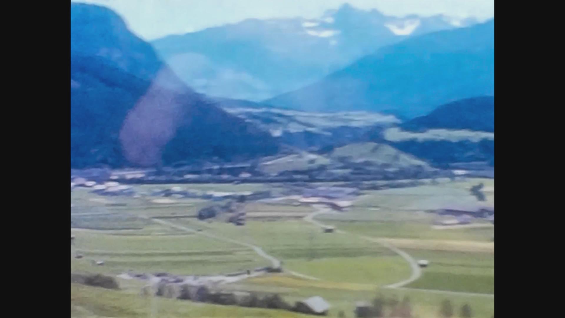 奥斯特里亚山1966年视频的预览图