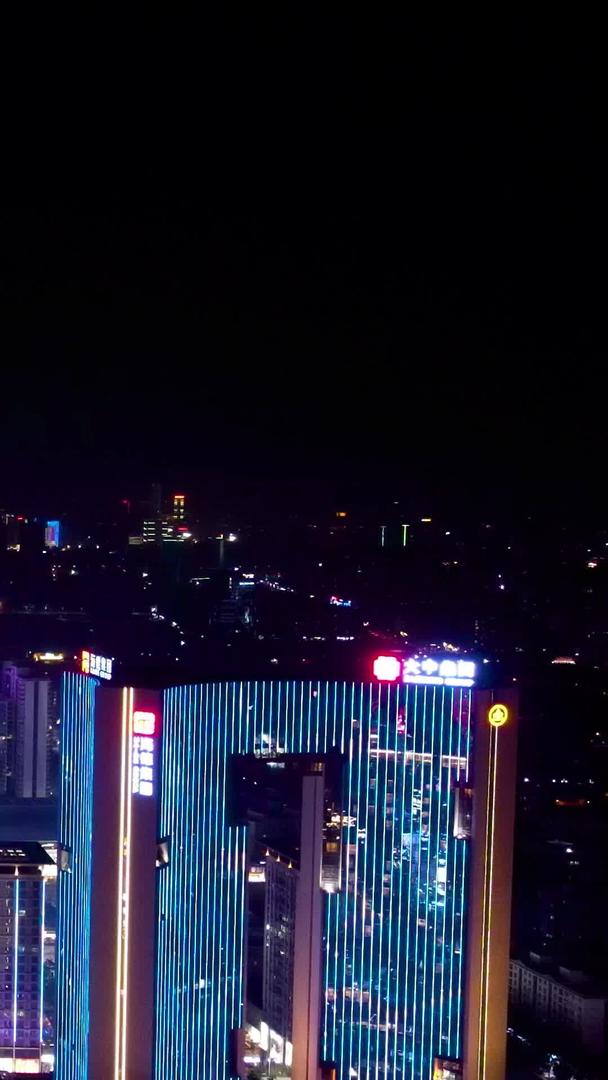 广东东莞城市夜景航拍视频的预览图