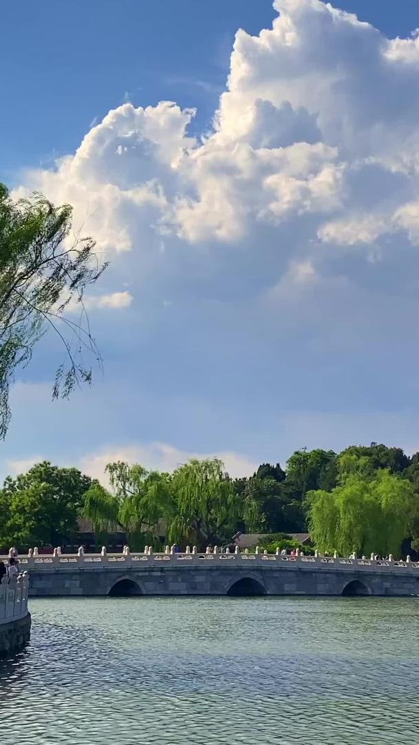 印象是北京北海公园视频的预览图