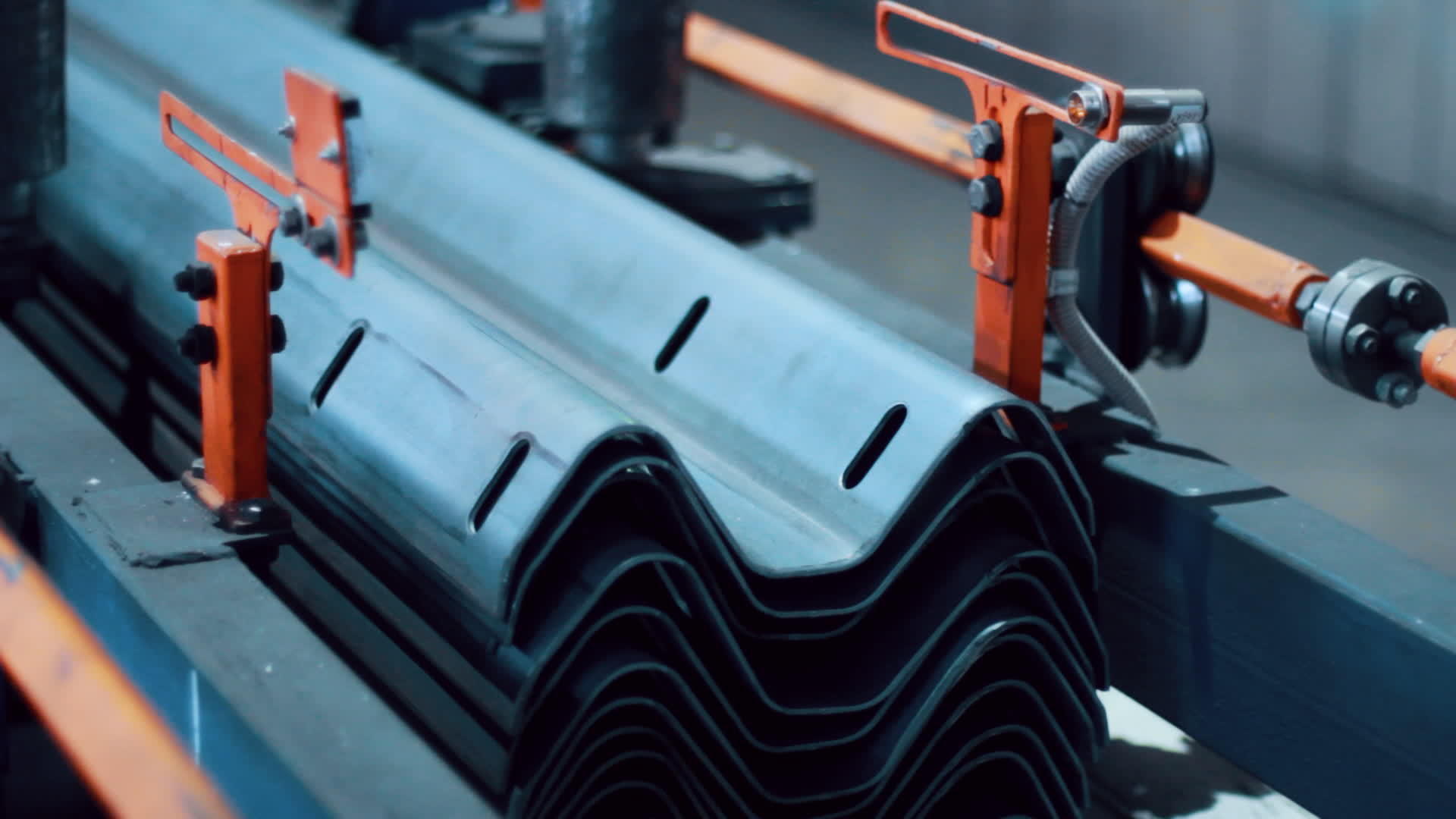 金属自动弯曲机冷轧钢生产工艺视频的预览图