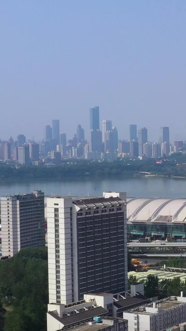 玄武湖城市视频的预览图