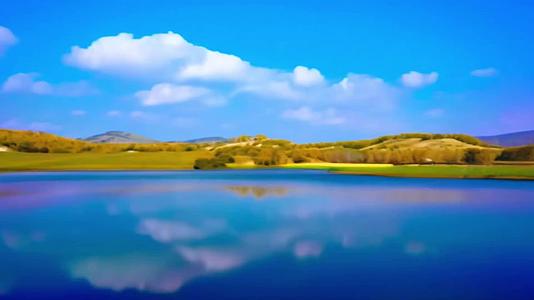 秋季乌兰布统草原湖泊视频的预览图