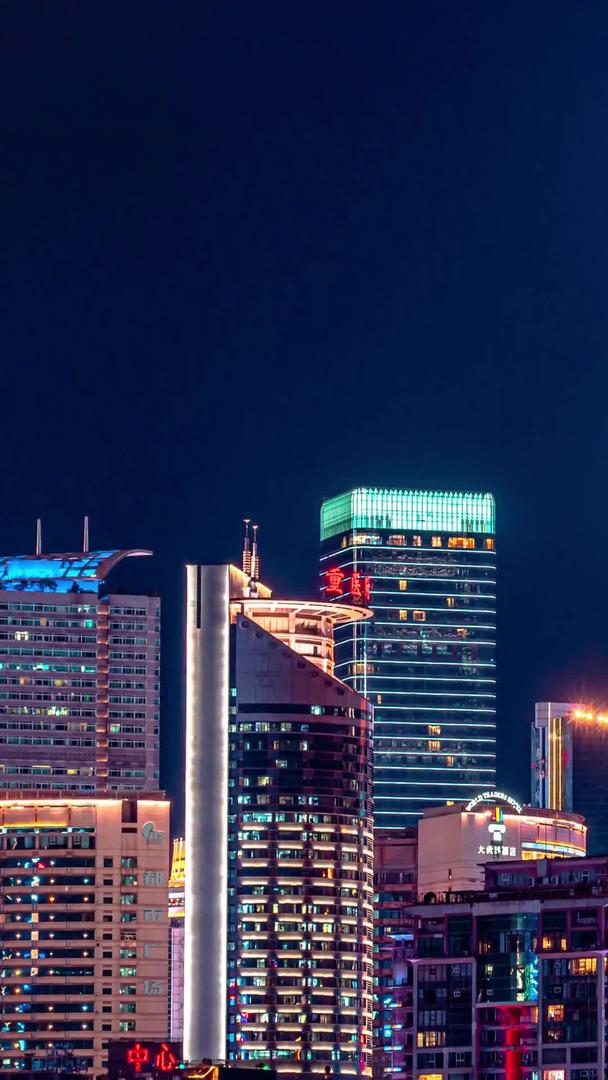 CBD城市大楼在重庆中央商务区的夜景延迟视频的预览图