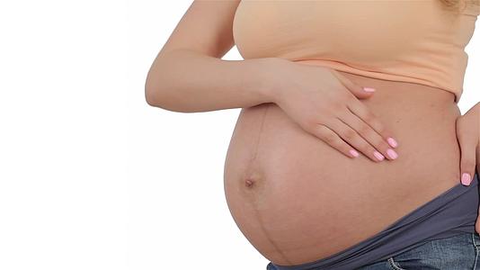 孕妇摸肚子视频的预览图