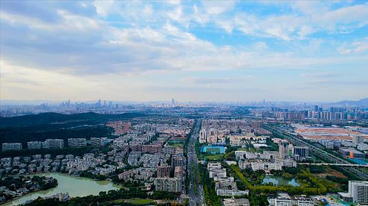 4K航拍南京城市天际线航拍城市全景视频的预览图
