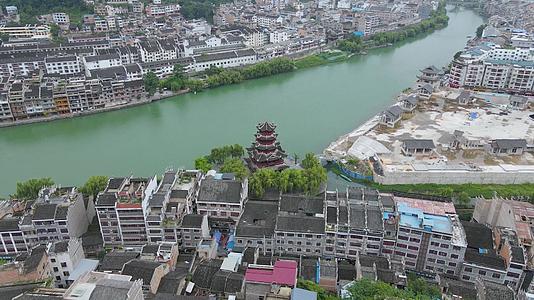 航拍贵州镇远古镇全景视频的预览图