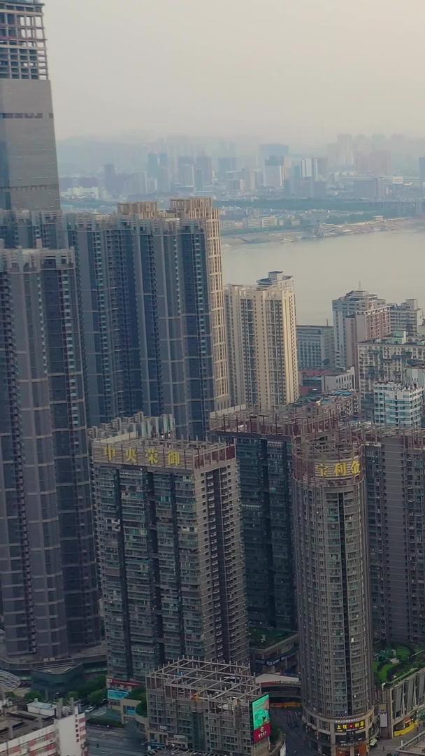 武汉汉口江边城市航拍风景视频的预览图
