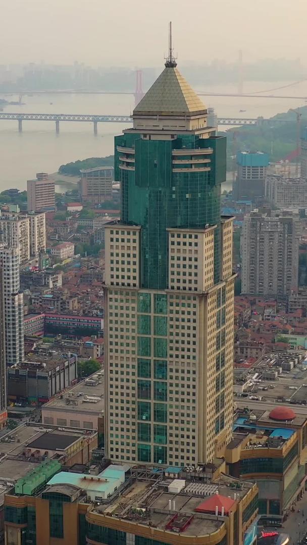 武汉汉口江边城市航拍风景视频的预览图