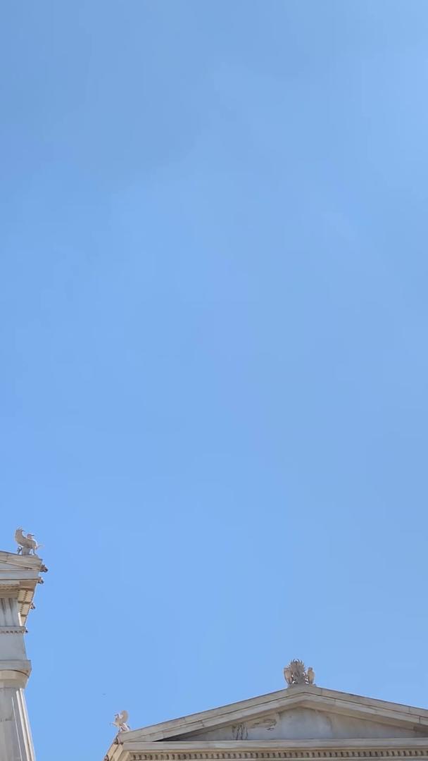 雅典风景名胜新古典建筑三部曲雅典图书馆雅典大学雅典学院实拍视频集合集合视频的预览图