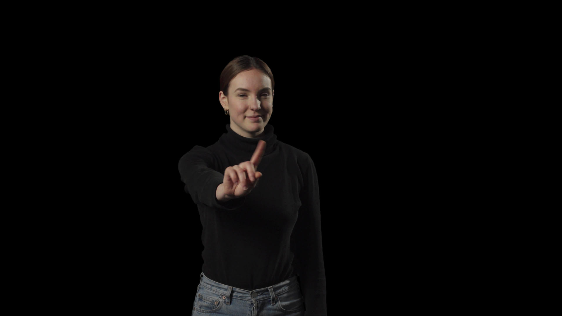 年轻女性在孤立的背景下做手势视频的预览图