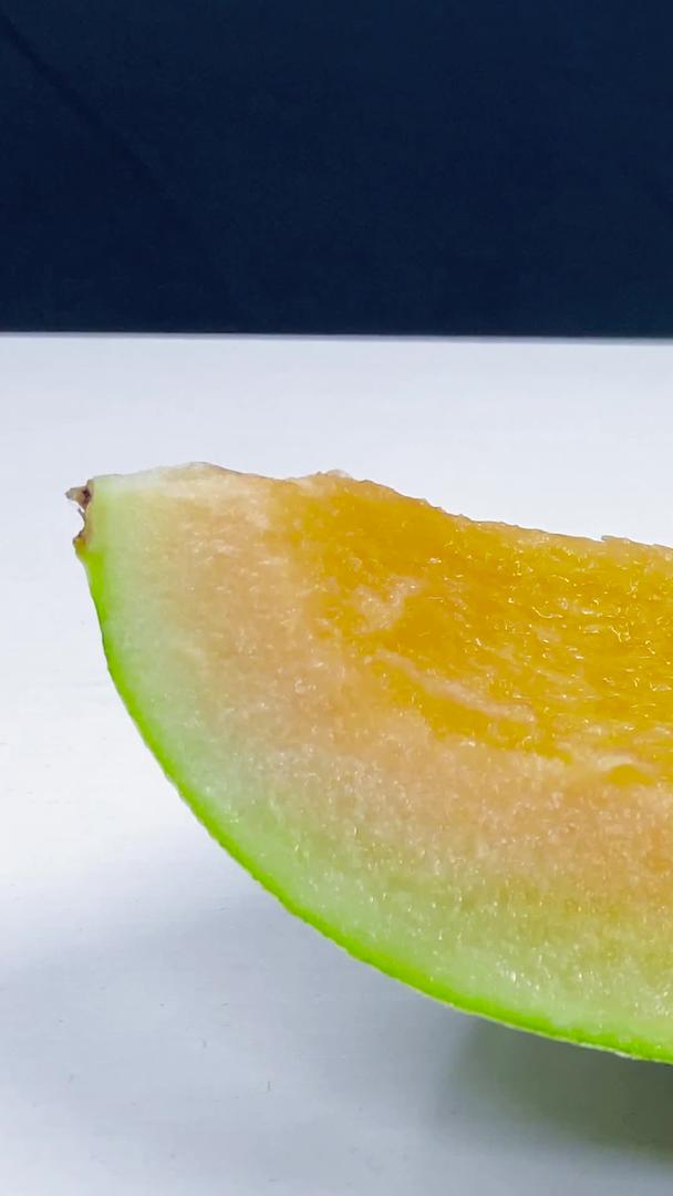 水果哈密瓜的实拍视频的预览图