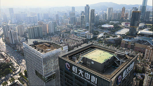 航拍4k高清全国地产大亨广州恒大中心大厦房产企业视频的预览图