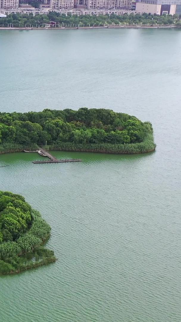 苏州尹山湖心岛航拍视频视频的预览图