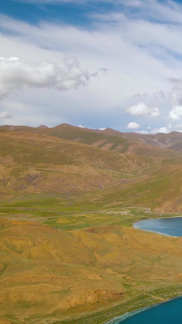 圣湖羊卓雍措金秋藏区视频的预览图