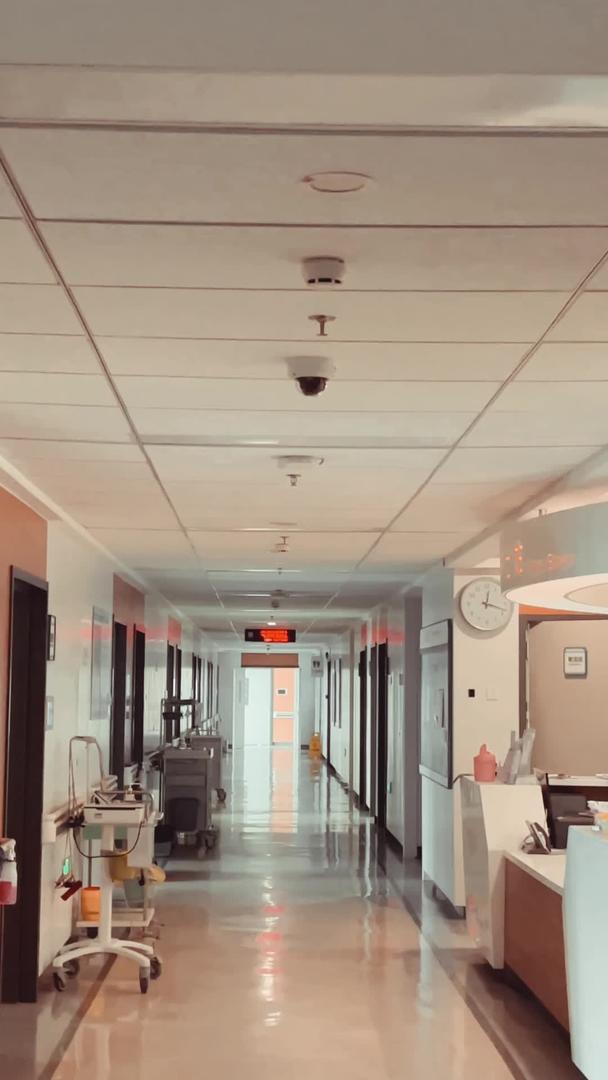 医院住院部实拍走廊视频的预览图