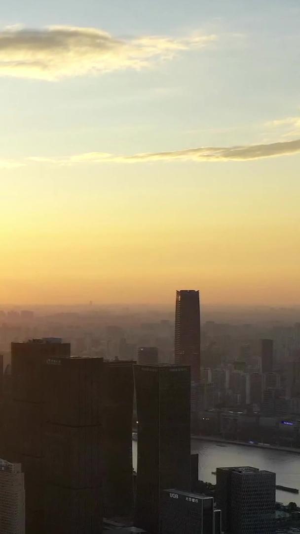 延迟上海城市日落航拍视频的预览图