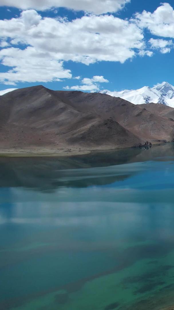 卡拉库拉湖视频5A新疆帕米尔高原景区视频的预览图