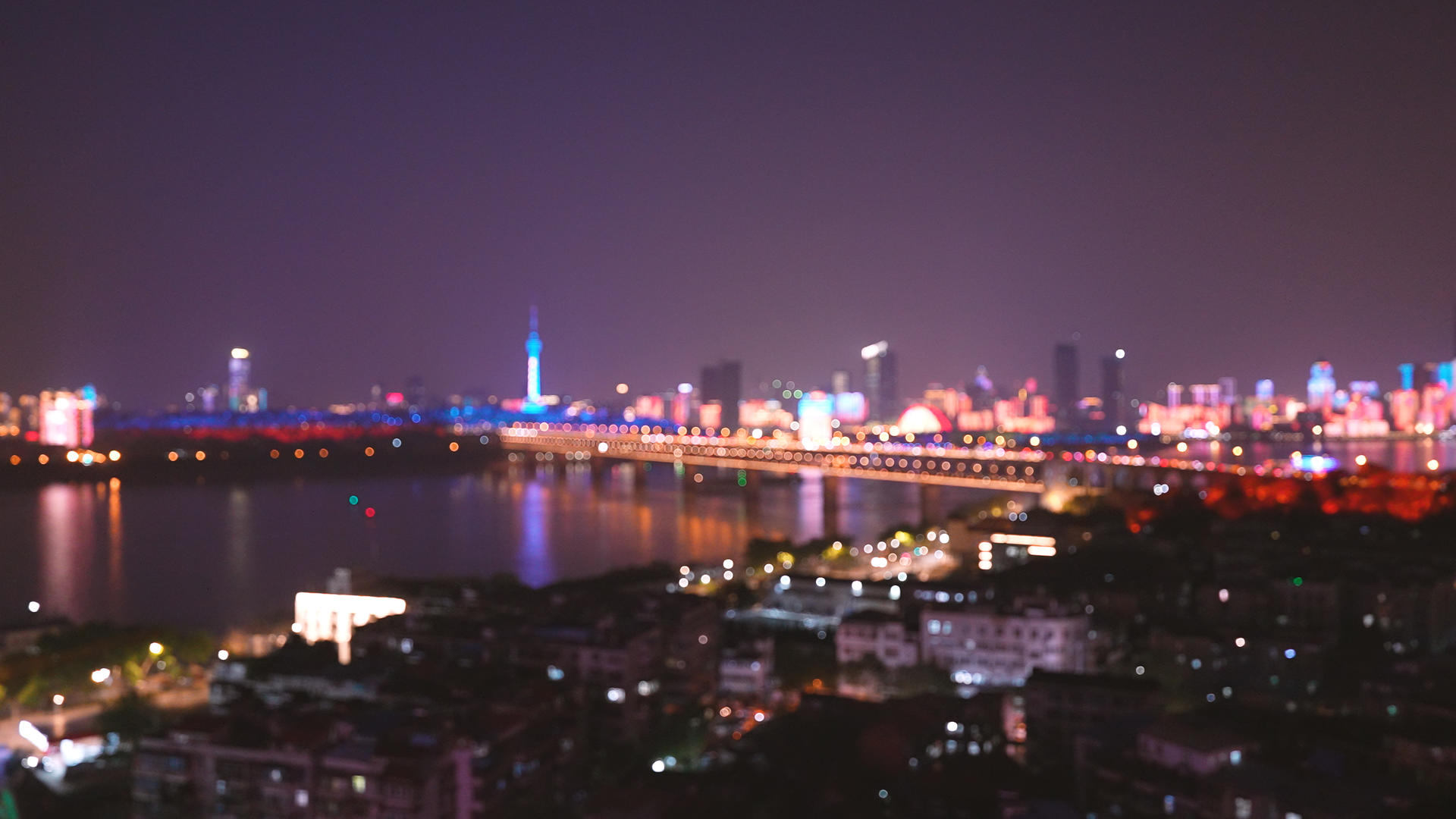 城市夜景灯光虚焦失真空境4k素材视频的预览图