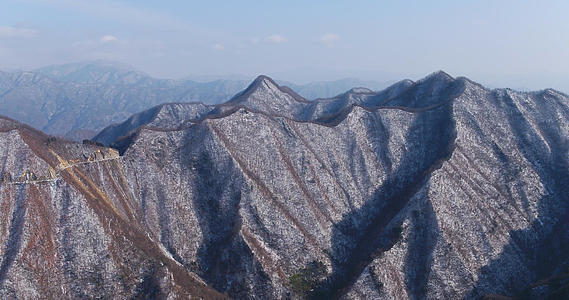 秦岭冬天雪景航拍视频的预览图