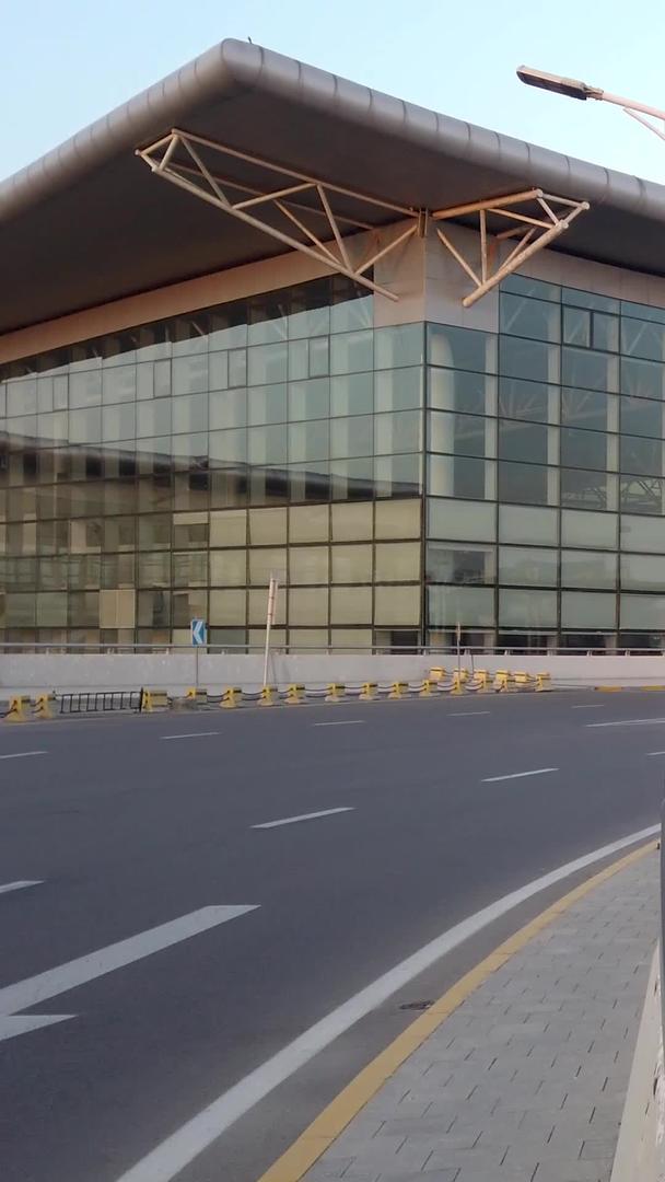拍摄石家庄正定国际机场国内出发层视频的预览图