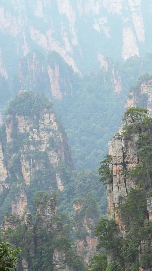 湖南5A级旅游景区张家界国家森林公园武陵源天子山笔架峰光素材视频的预览图
