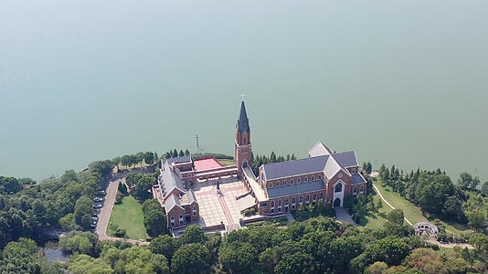 苏州独墅湖教堂航拍4K视频视频的预览图