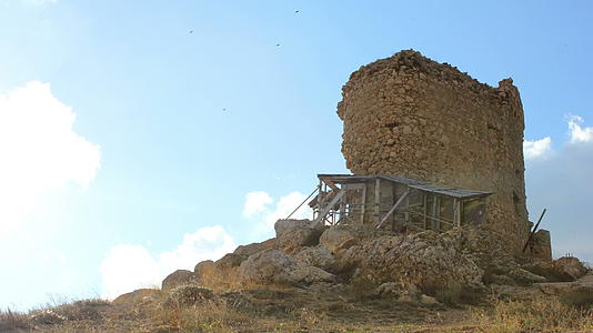 城堡废墟视频的预览图