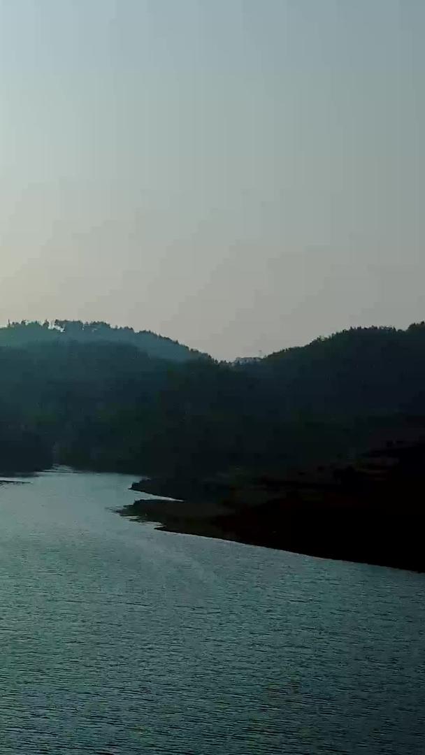 贵州山村湖泊航拍视频视频的预览图