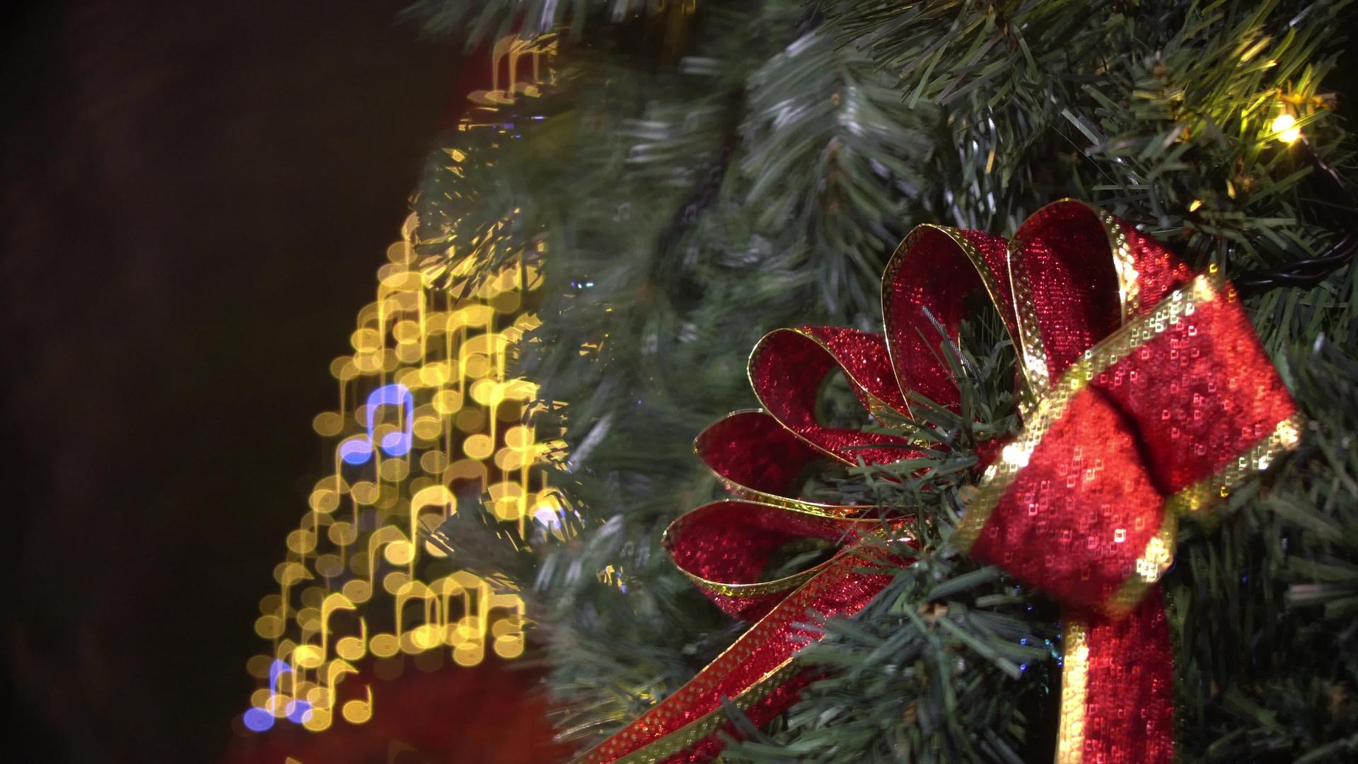 带有音乐标志的圣诞礼物bokeh视频的预览图