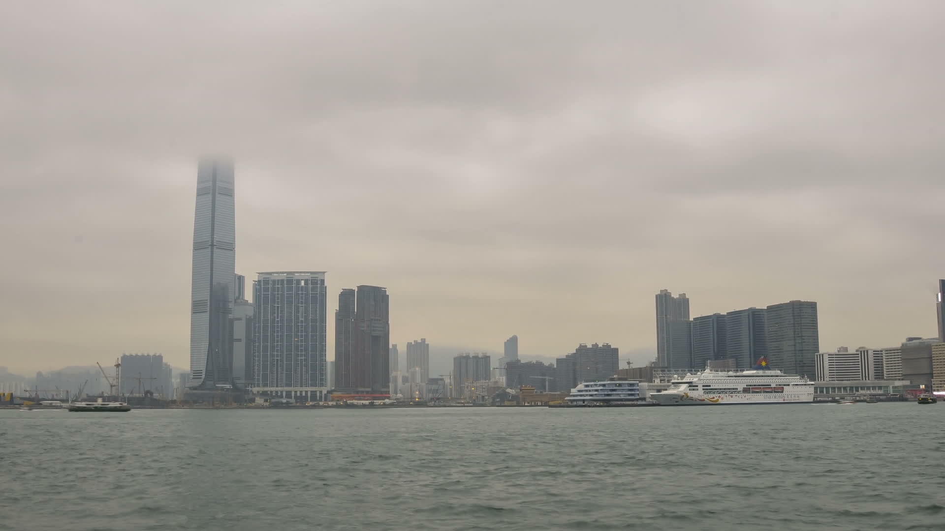 香港的摩天大楼视频的预览图