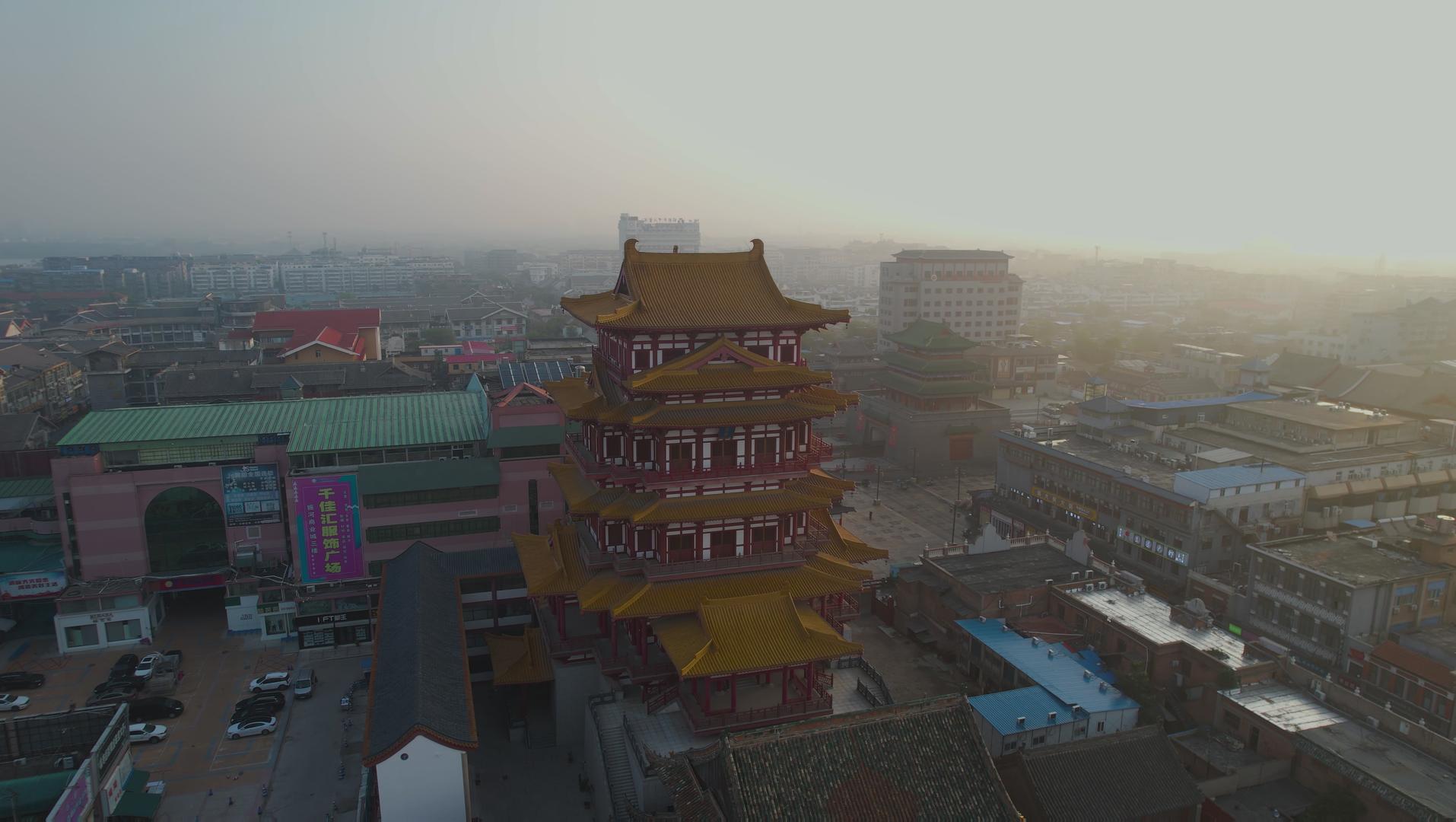 航拍4A景点开封大相国寺主体建筑藏经阁视频视频的预览图