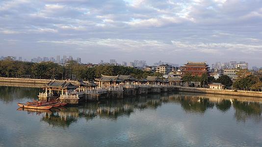 广东潮州古城及广济桥古建筑视频的预览图