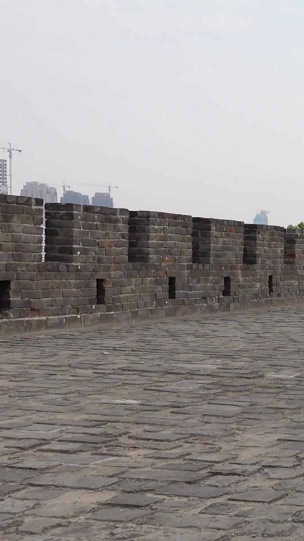 湖北襄阳古城墙古街旅游素材视频的预览图