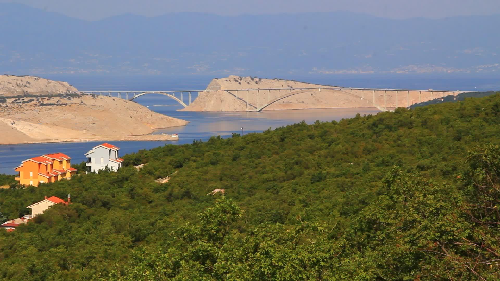 大桥到岛屿krkcroatiaeurope视频的预览图