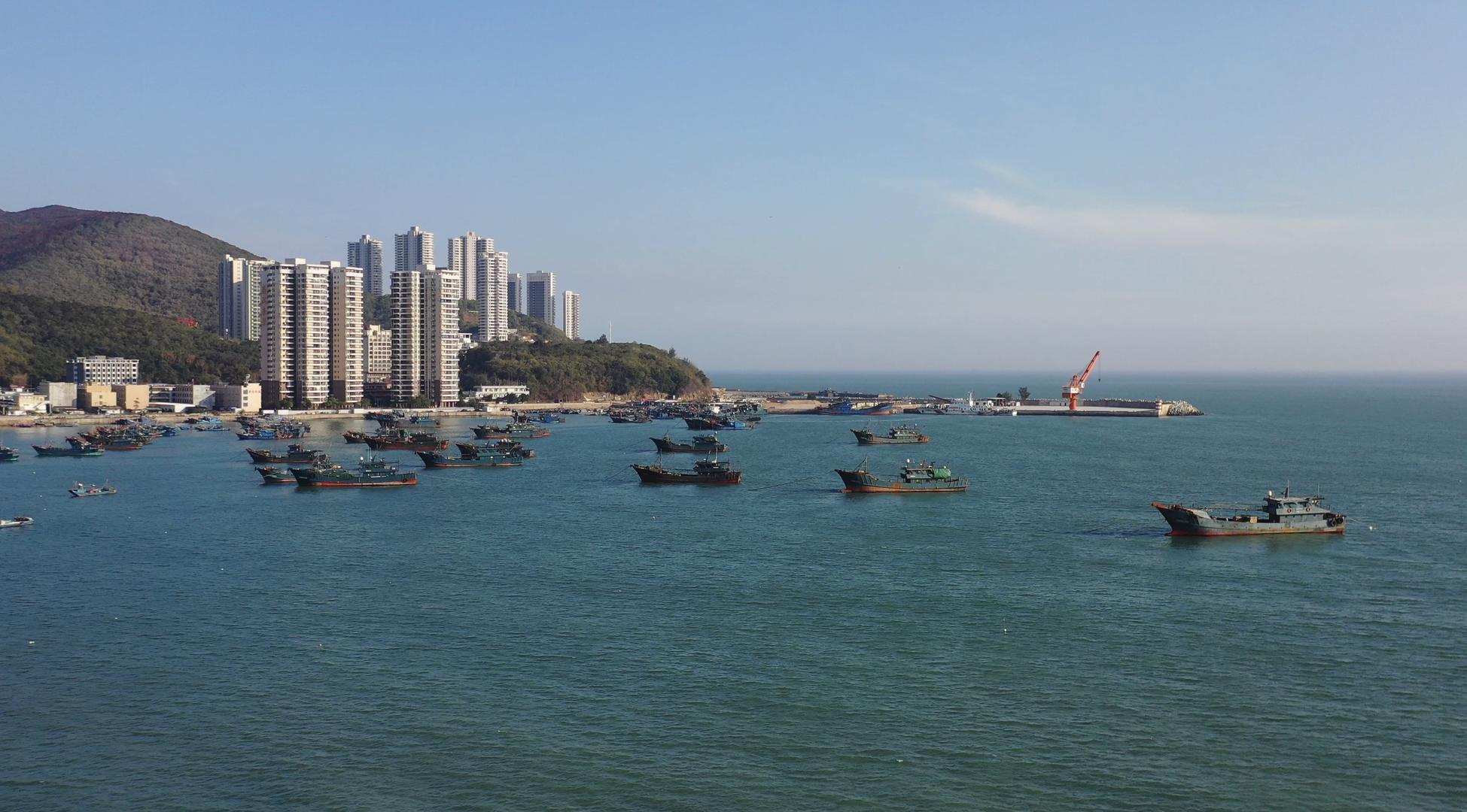 广东汕头南澳岛风光航拍4K视频视频的预览图
