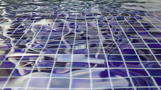 蓝色地面游泳池视频的预览图