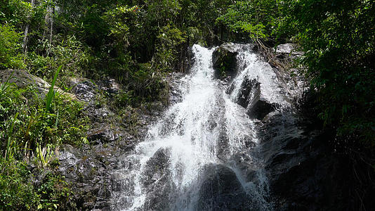 山林山间自然瀑布4K合集含声音视频的预览图