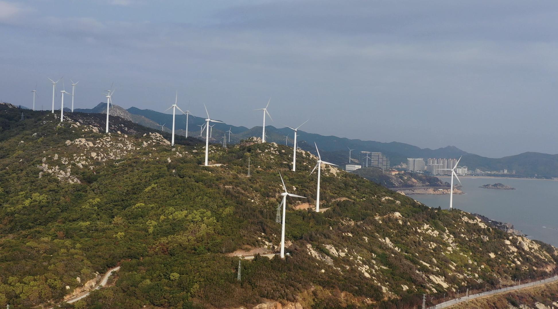 广东汕头南澳岛海滨风电场视频的预览图