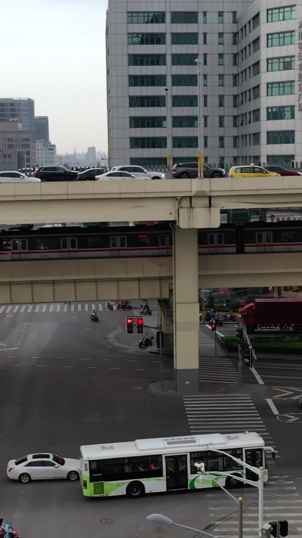 上海中环路高架航拍视频的预览图