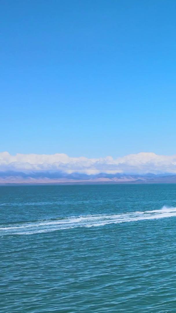 青海湖观光游艇航拍视频的预览图