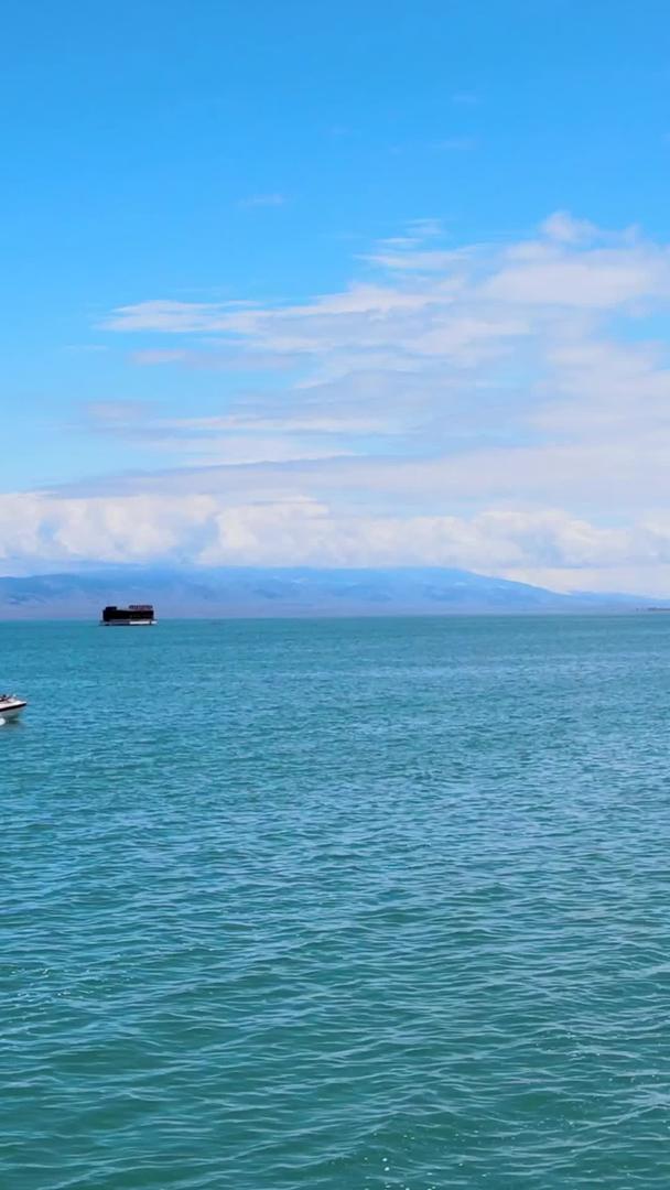 青海湖观光游艇航拍视频的预览图
