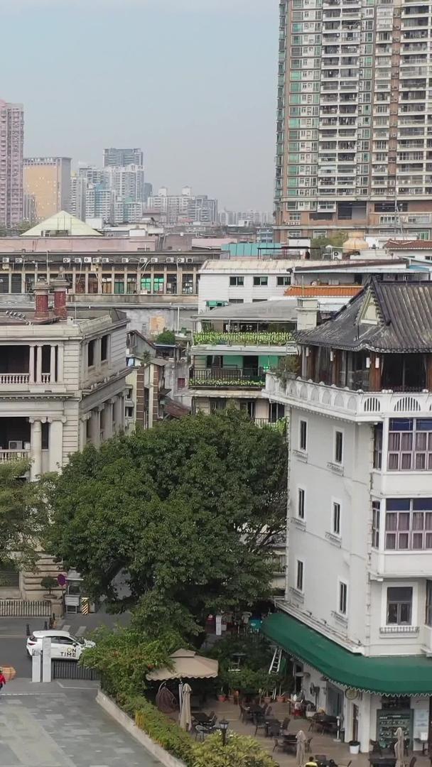 粤海关大楼广州老城区地标建筑视频的预览图