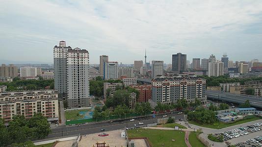 航拍洛阳城市建筑风光视频视频的预览图