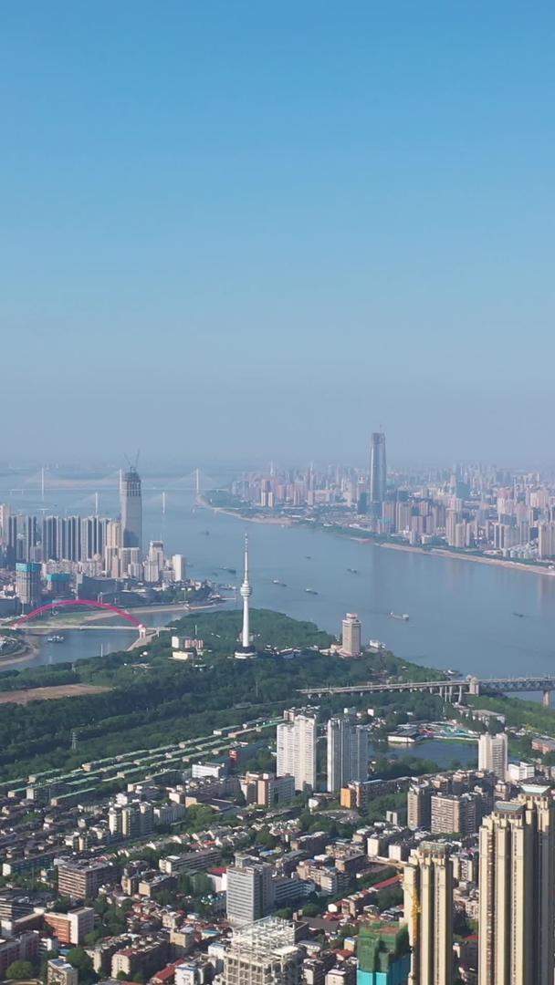 武汉城市高空航拍宣传地标风景素材视频的预览图