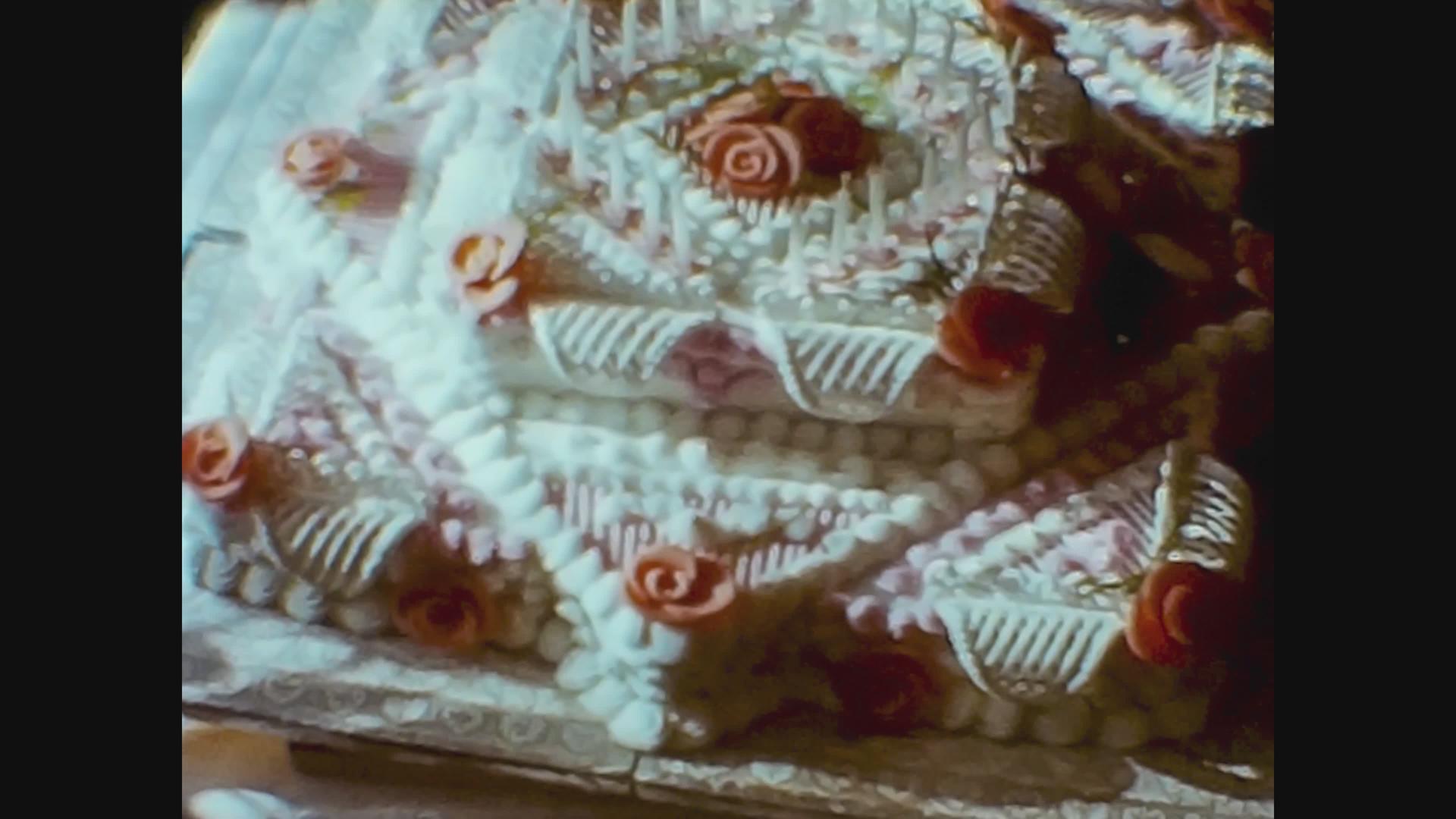 1961年统一王国结婚蛋糕的细节视频的预览图